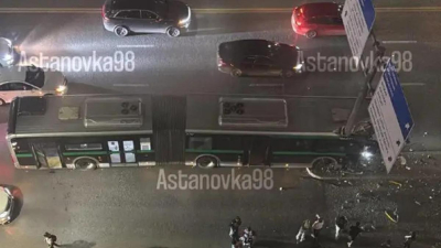 Астанадағы автобус апаты: 8 жасар қыз екі аяғынан айырылды