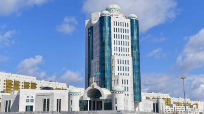 Сенатта аумақтық қорғаныс туралы заң жобалары талқыланды
