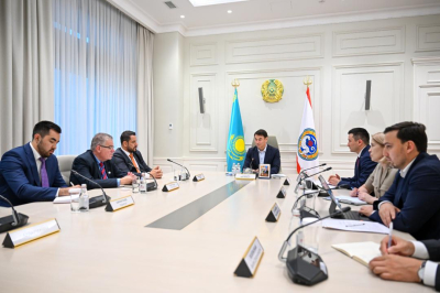 Алматы қаласының әкімі Катардың Power International Holding инвестициялық компаниясының өкілдерімен кездесті