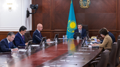 Олжас Бектенов «Жасыл экономикаға» көшу жөніндегі кеңес отырысын өткізді