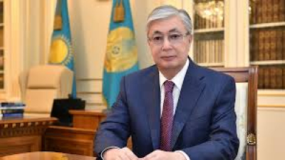 Мемлекет басшысы Отан қорғаушы күнімен құттықтады
