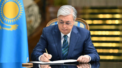 Президент кітап оқу мәдениетін дамыту жөніндегі Жарлыққа қол қойды