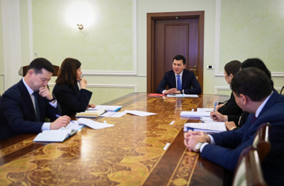 Ерлан Қарин: «Адал азамат» бағдарламасы барлық білім беру мекемесін қамтуға тиіс