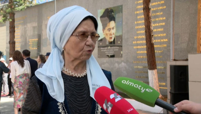 Алматыда Бауыржан Момышұлына арналған ескерткіш монумент ашылды