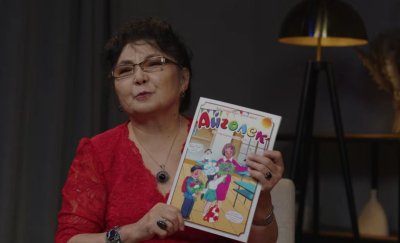 &laquo;Айгөлекке&raquo; не шығып жатқанын біле ме? Қымбат Әбілдәқызы сынға ұшырады (ФОТО)