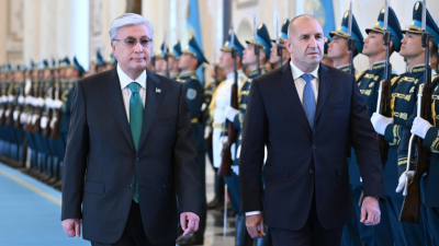 Ақордада Болгария президентін салтанатты қарсы алу рәсімі өтті