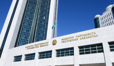 Мәжілістің жалпы отырысында қандай мәселелер қаралады?