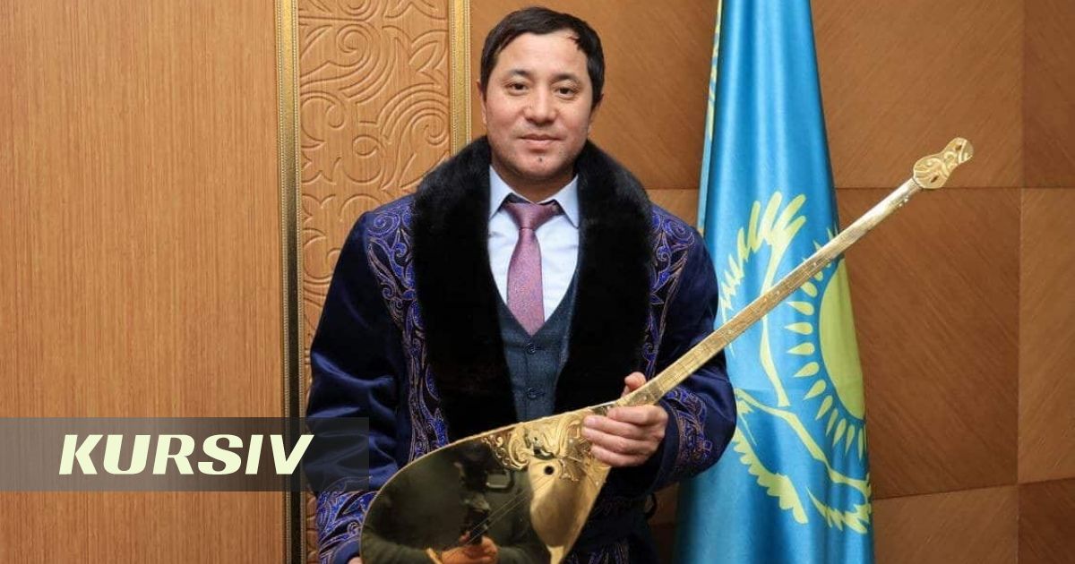 Айтыстан шеттетілген Мақсат Ақанов тойда өнер көрсетіп жүр (видео)