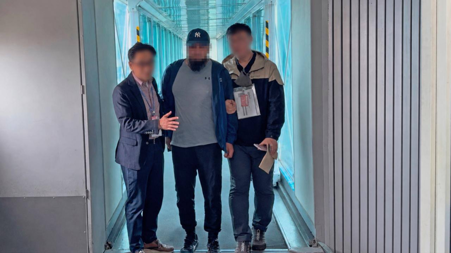 Террор: Шетелден 4 күдікті экстрадицияланды