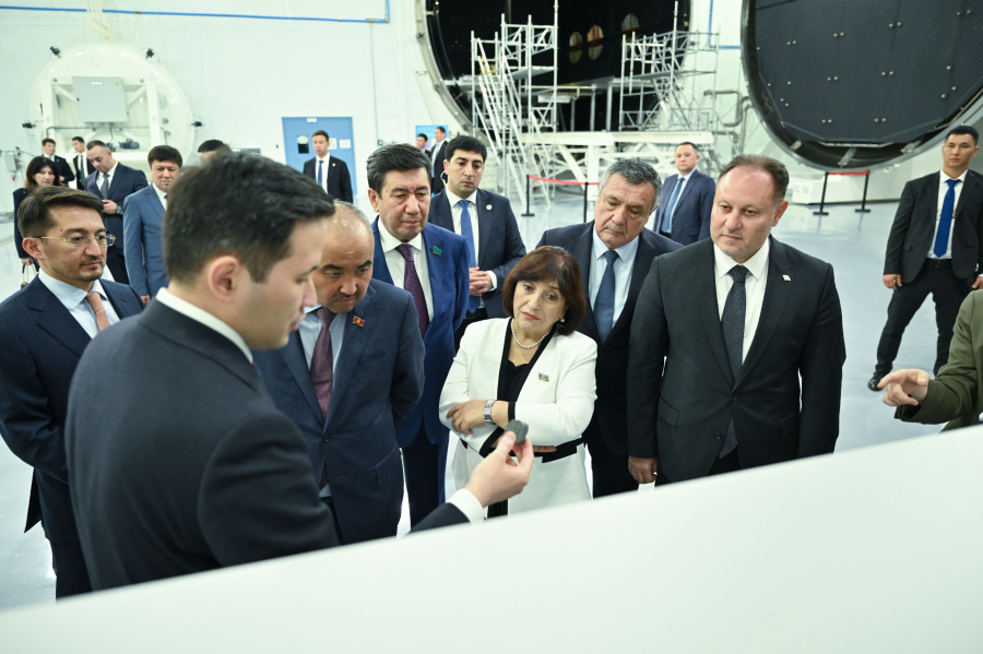 ТүркПА делегациялары Ұлттық ғарыш орталығына барды