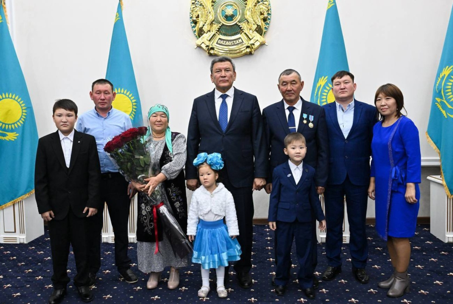 Еңбекпен ырысын еселеген әулеттер