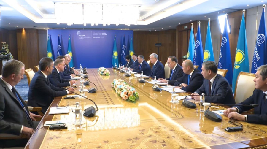 Президент Астана халықаралық форумының аясында бірқатар кездесу өткізді