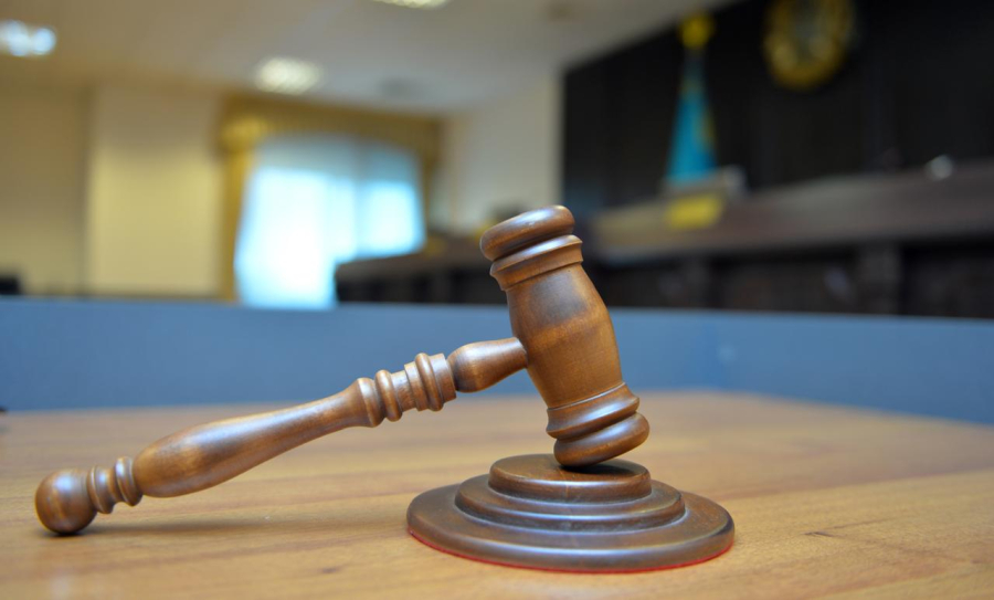 Ақсуда мемлекетке 290 млн теңгеден астам шығын келтірген шенеунік пен кәсіпкер сотталды